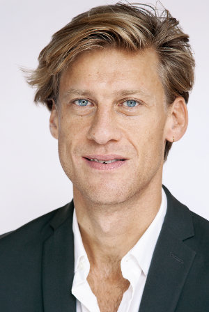 Dr. Krit Zeegers